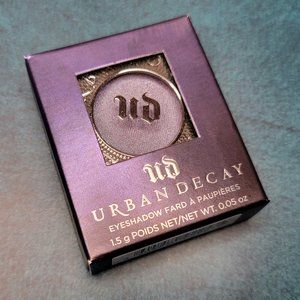 3 Urban Decay Eyeshadow Single in Tonic (purple blue duochrome) - NIB